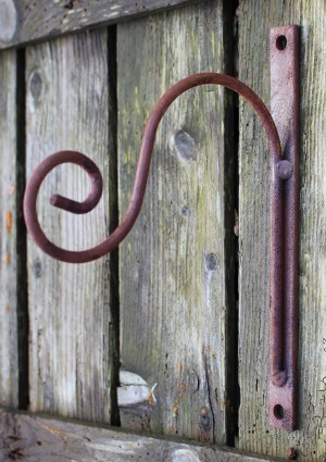 WG220 IJzeren wandhaak roest voor Hanging Basket