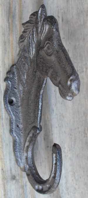 KH1744 kapstokhaak paard met hoefijzer donkerbruin