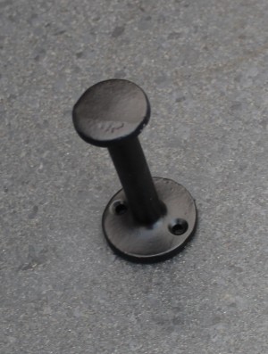 KH105 gietijzeren kapstokhaak modern/industrieel zwart