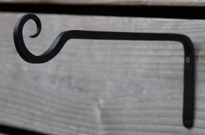 WG184 gietijzeren wandhaak 29,5cm zwart