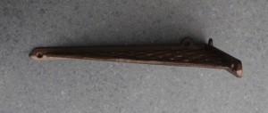 PD143 gietijzeren plankdrager 24,5 of 19cm donkerbruin honingraat